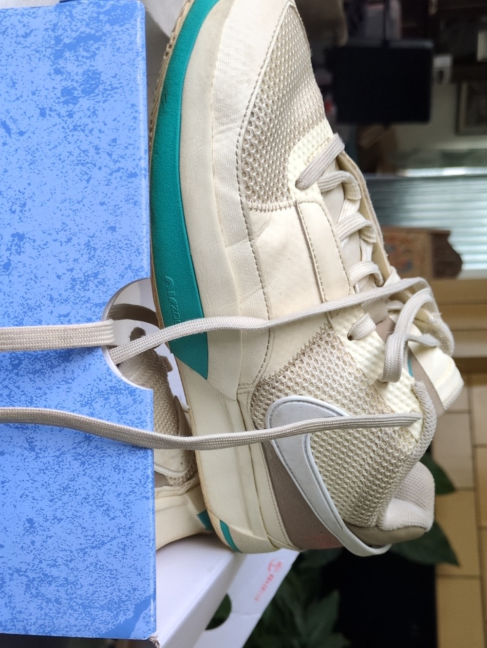 Ja 1 Basketball Shoes Cream with Teal Accent
